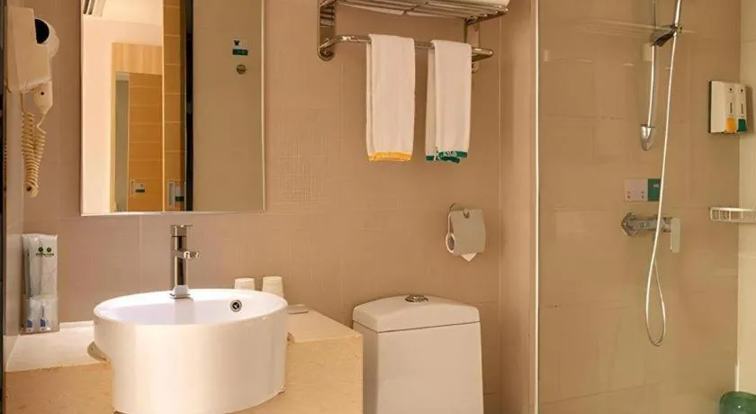 City Comfort Inn Guangzhou Shangxiajiu Hualin Temple Chenjiaci Metro Station