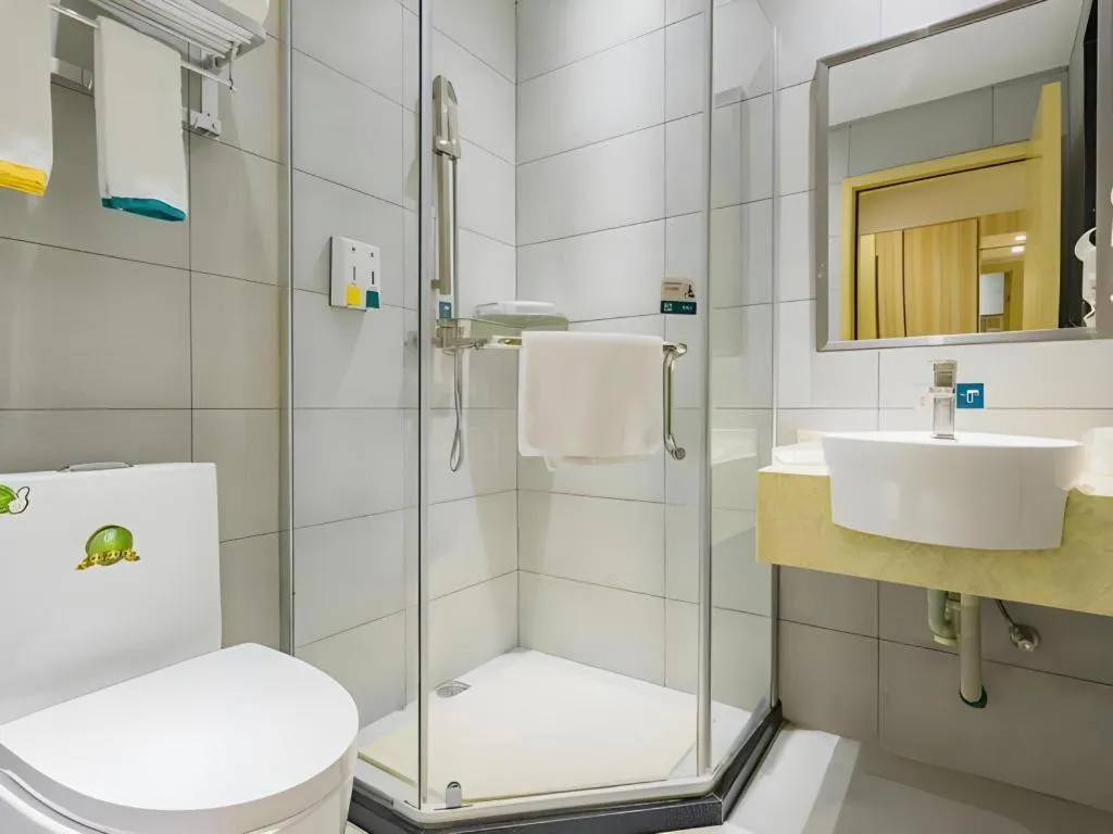 City Comfort Inn Guangzhou Shangxiajiu Hualin Temple Chenjiaci Metro Station