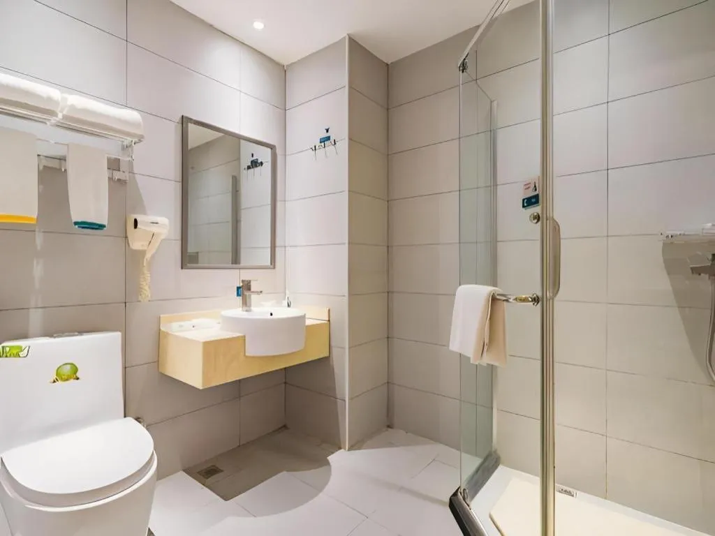 City Comfort Inn Guangzhou Shangxiajiu Hualin Temple Chenjiaci Metro Station