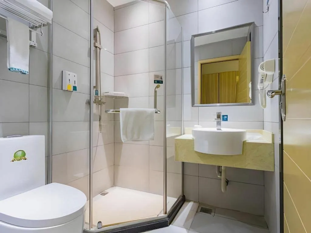 City Comfort Inn Guangzhou Shangxiajiu Hualin Temple Chenjiaci Metro Station