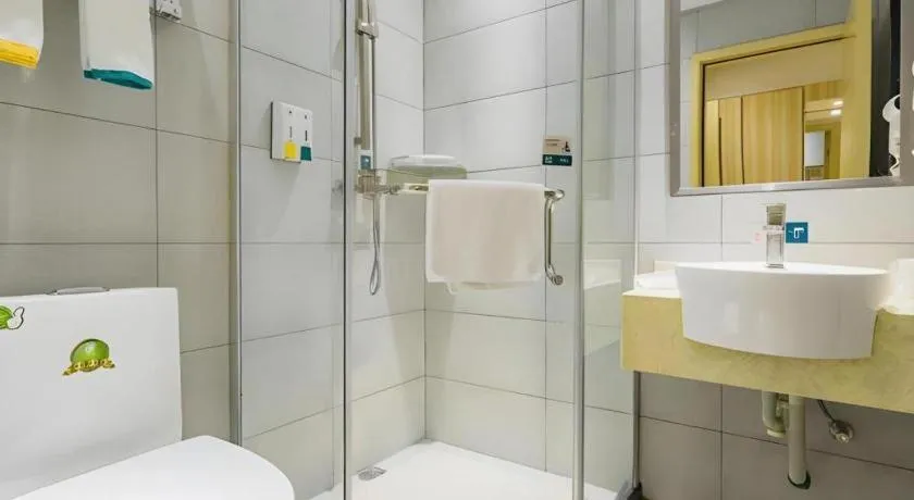 City Comfort Inn Guangzhou Shangxiajiu Hualin Temple Chenjiaci Metro Station