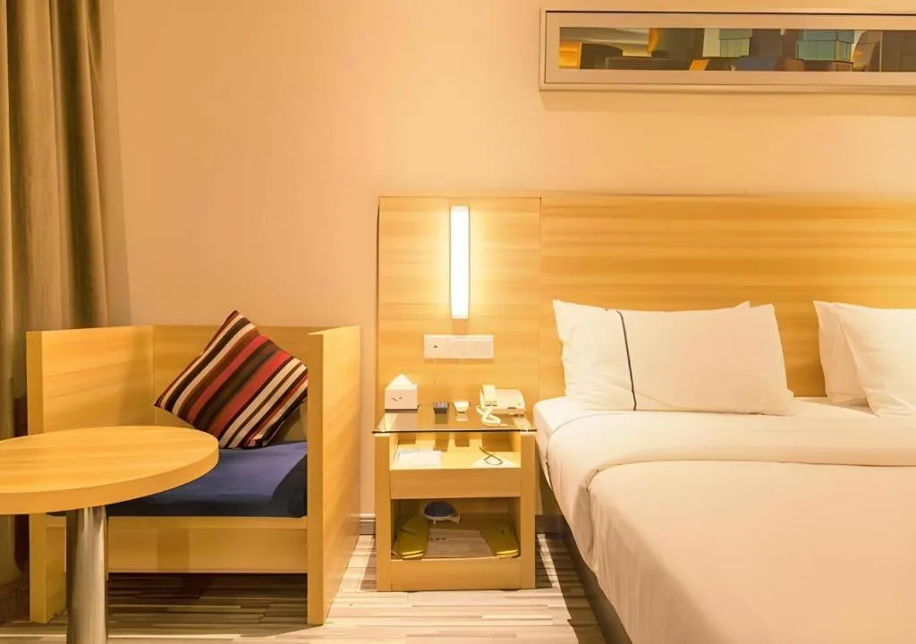 Bed in City Comfort Inn Wuhan Huangxiaohe Road Huaqiao