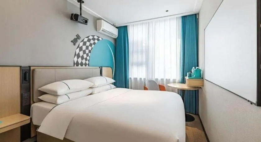 Bed in City Comfort Inn Wuhan Huangxiaohe Road Huaqiao