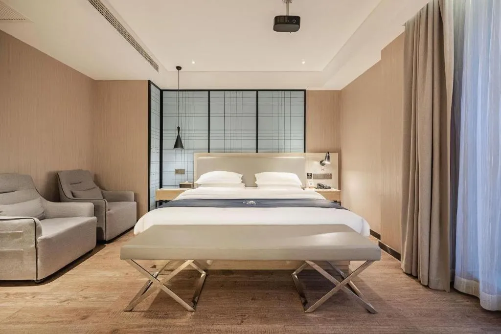 Bed in Echarm Hotel Wuhan Hankou Station Changgang Road Metro Station