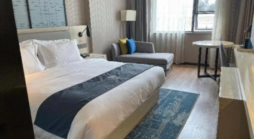 Bed in Echarm Hotel Wuhan Hankou Station Changgang Road Metro Station