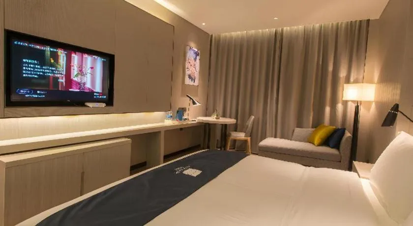 Bed in Echarm Hotel Wuhan Hankou Station Changgang Road Metro Station