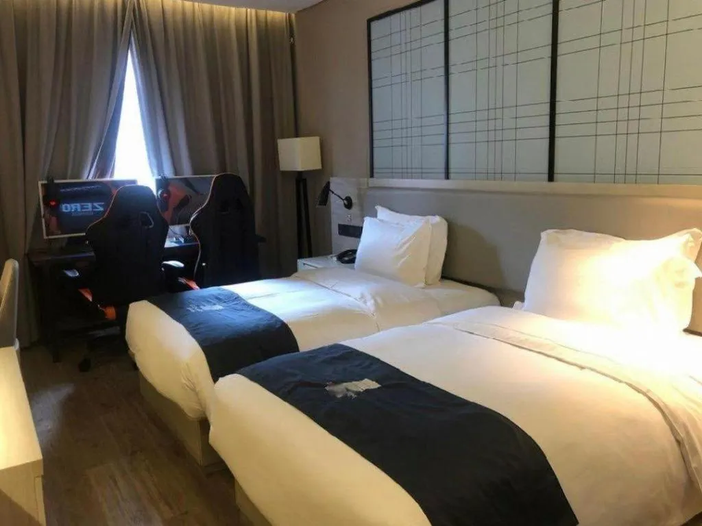 Bed in Echarm Hotel Wuhan Hankou Station Changgang Road Metro Station