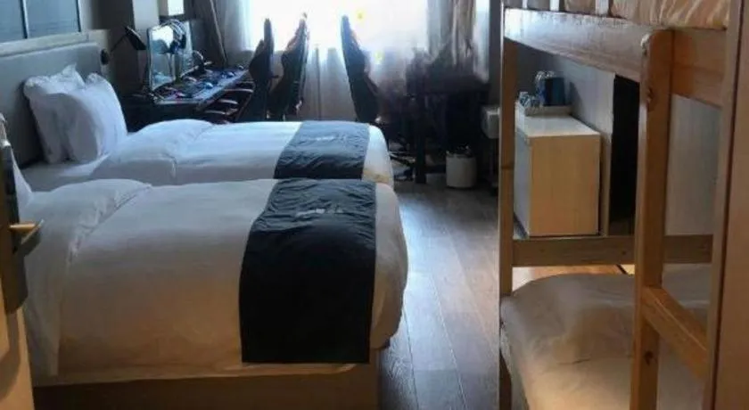 Bed in Echarm Hotel Wuhan Hankou Station Changgang Road Metro Station