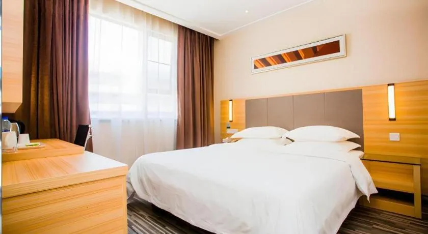 Bed in City Comfort Inn Shenzhen Shiyan Science and Technology Park