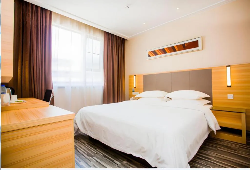 Bed in City Comfort Inn Shenzhen Shiyan Science and Technology Park