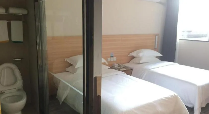 Bed in City Comfort Inn Wuhan Guanggu Textile University