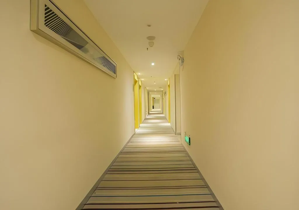 City Comfort Inn Wuhan Guanggu Textile University