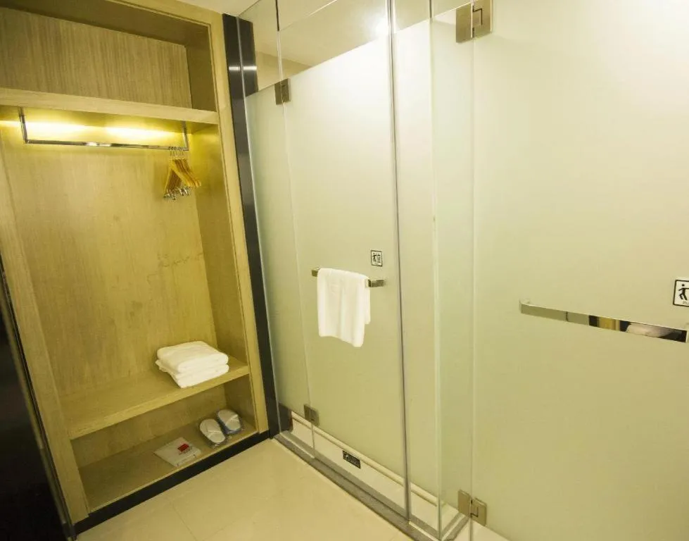 Echarm Hotel Nanning Guangxi University Xinyang Longteng District Maternal and Child Hospital