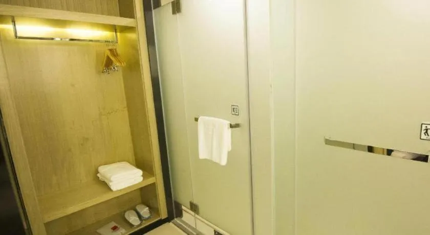 Echarm Hotel Nanning Guangxi University Xinyang Longteng District Maternal and Child Hospital