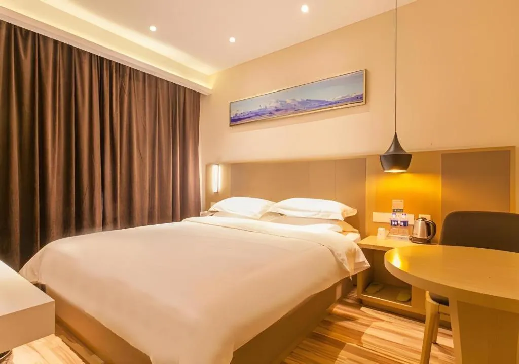 Bed in City Comfort Inn Wuhan Jianghan Road Liuduqiao Metro Station