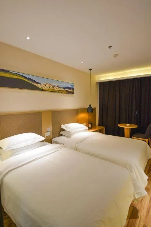 Bed in City Comfort Inn Wuhan Jianghan Road Liuduqiao Metro Station