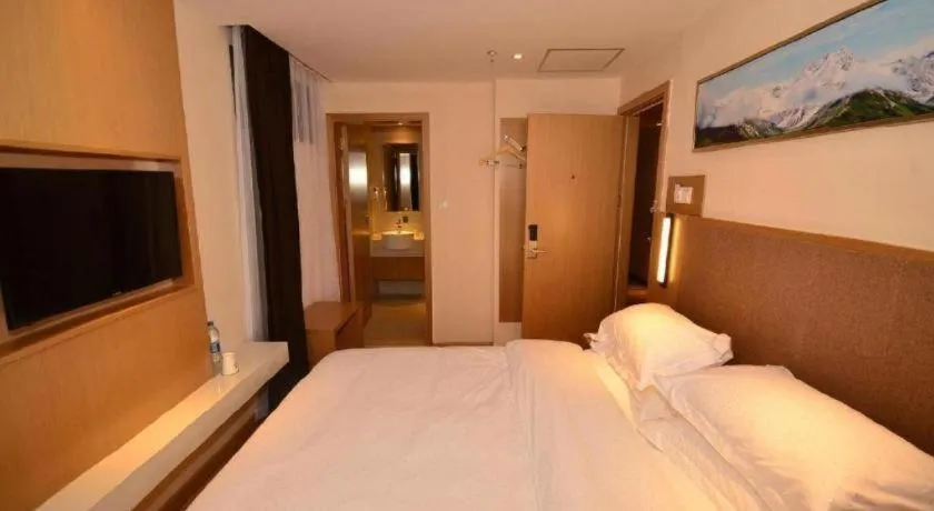 Bed in City Comfort Inn Wuhan Jianghan Road Liuduqiao Metro Station