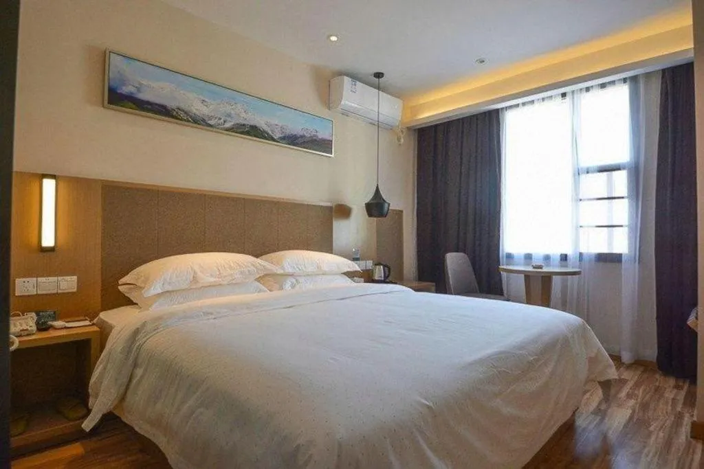 Bed in City Comfort Inn Wuhan Jianghan Road Liuduqiao Metro Station