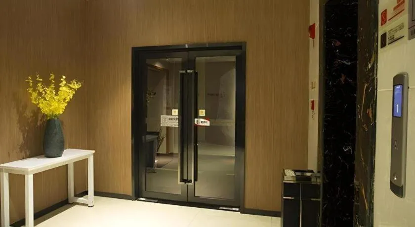 Jtour Inn Huanggang Wuxue City Square