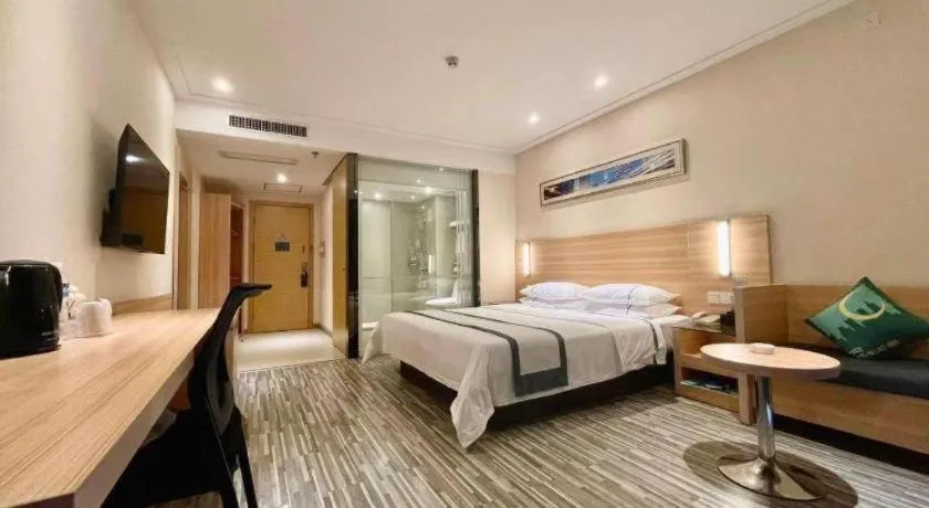 Bed in City Comfort Inn Wuhan Panlongcheng Baishang Shopping Center
