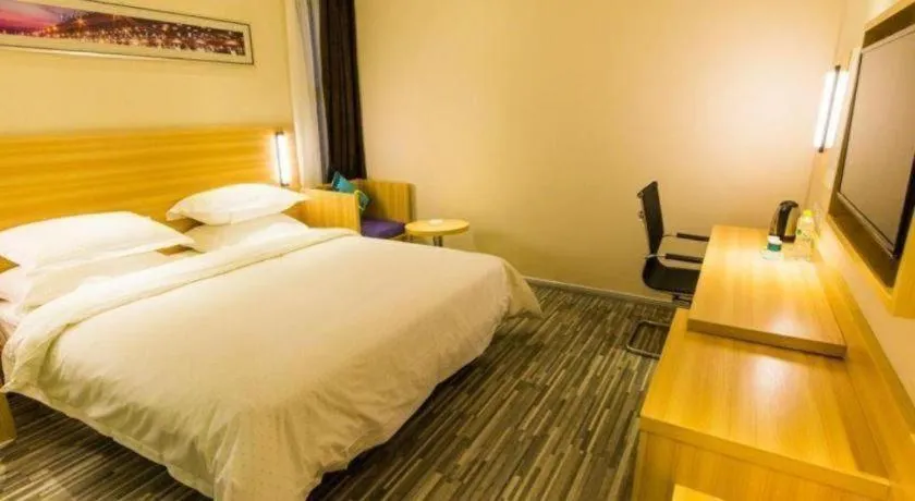 Bed in City Comfort Inn Hankou Railway Station Tangjiadun Wanda Plaza