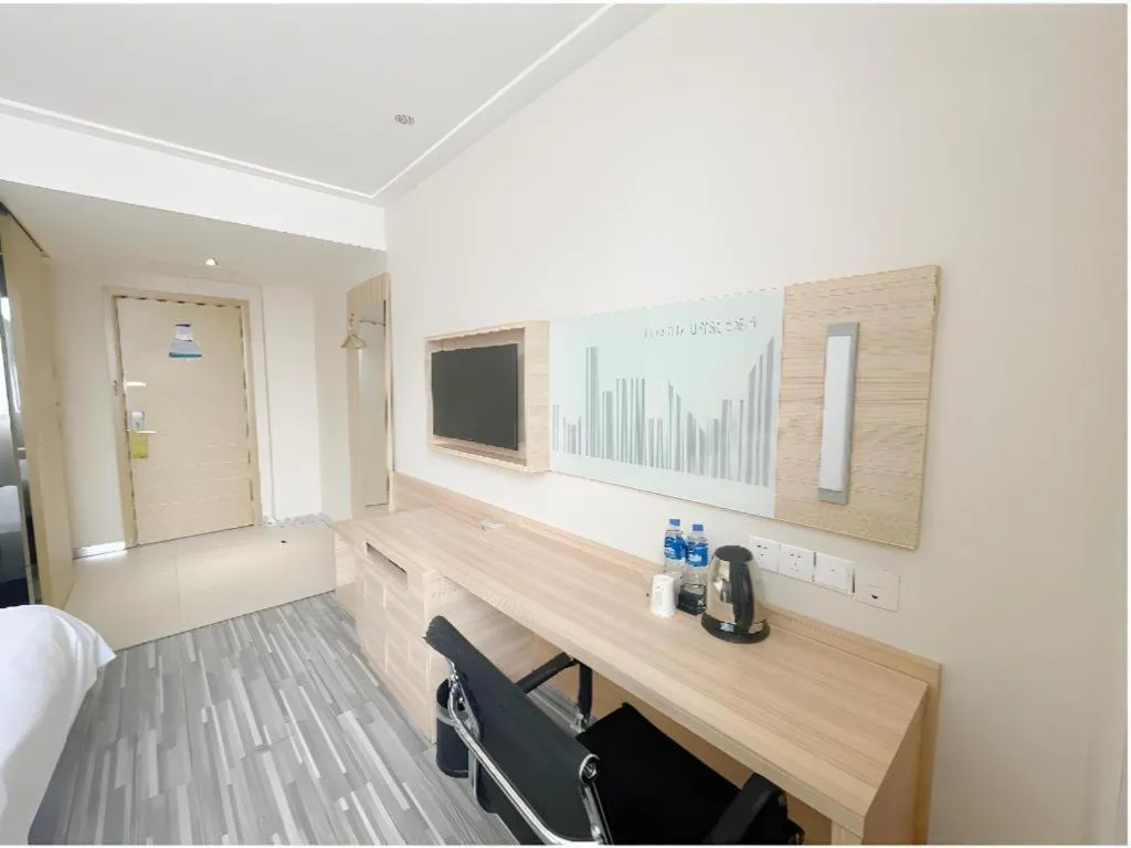 Bed in City Comfort Inn Hankou Railway Station Tangjiadun Wanda Plaza