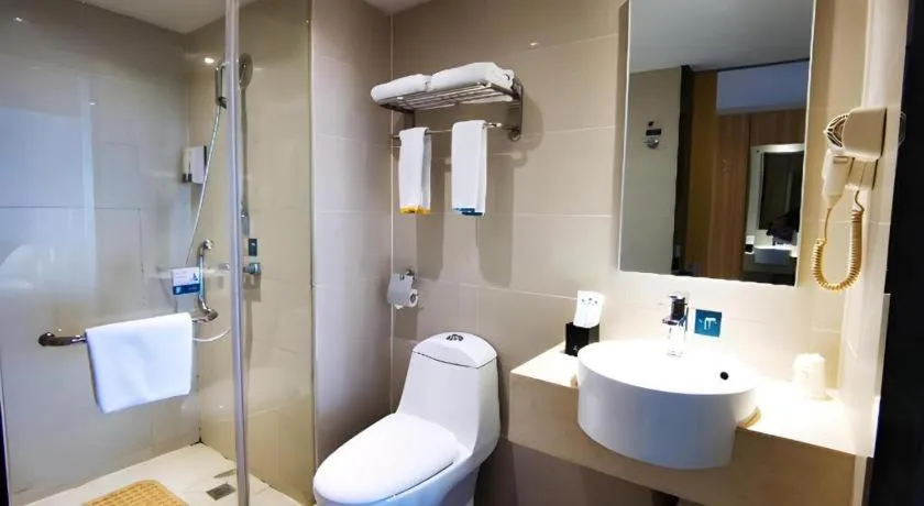 City Comfort Inn Wuhan Sports Center Sanjiaohu Metro Station