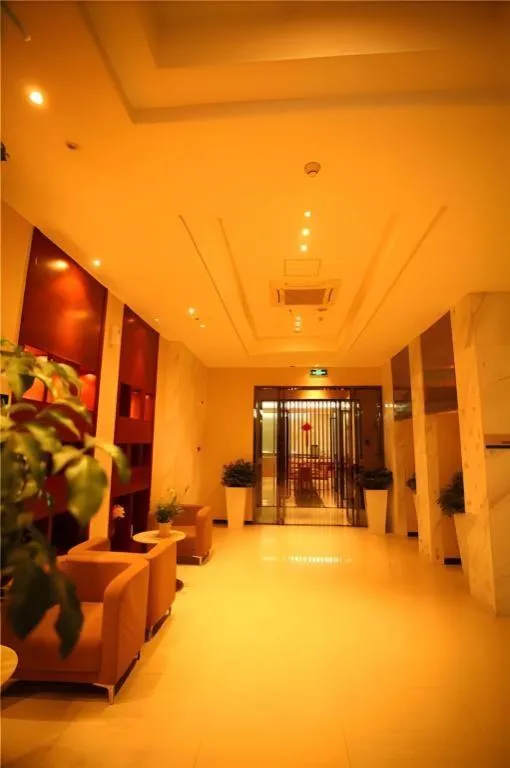 City Comfort Inn Wuhan Sports Center Sanjiaohu Metro Station