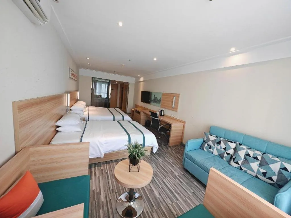 Bed in City Comfort Inn Wuhan Sports Center Sanjiaohu Metro Station