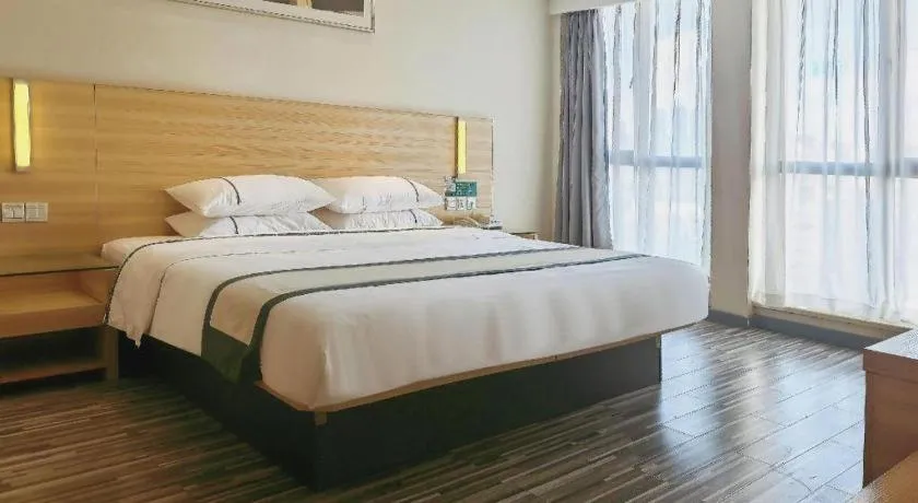 Bed in City Comfort Inn Wuhan Sports Center Sanjiaohu Metro Station