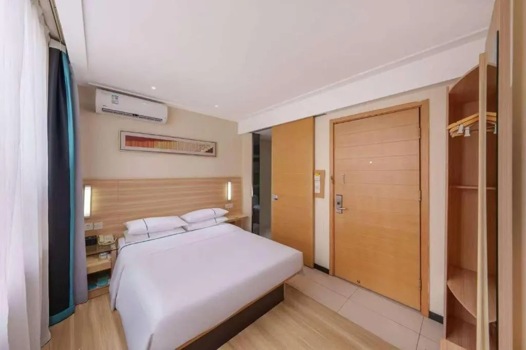 Bed in City Comfort Inn Wuhan Dream Times Jiedaokou