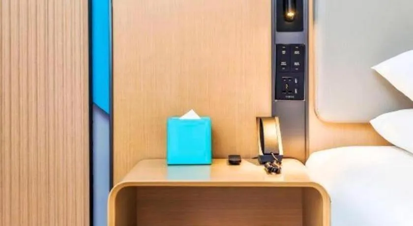 Bed in City Comfort Inn Guangzhou Tower Kecun Metro Station Dunhe