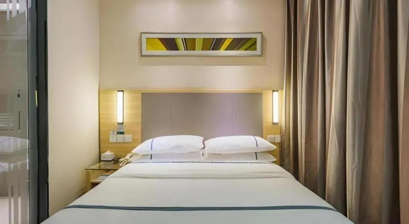 Bed in City Comfort Inn Guangzhou Tower Kecun Metro Station Dunhe