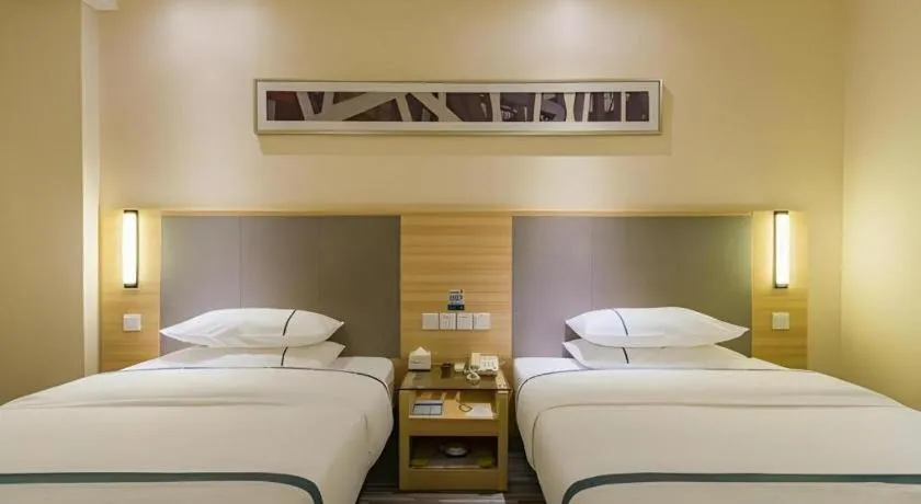 Bed in City Comfort Inn Guangzhou Tower Kecun Metro Station Dunhe