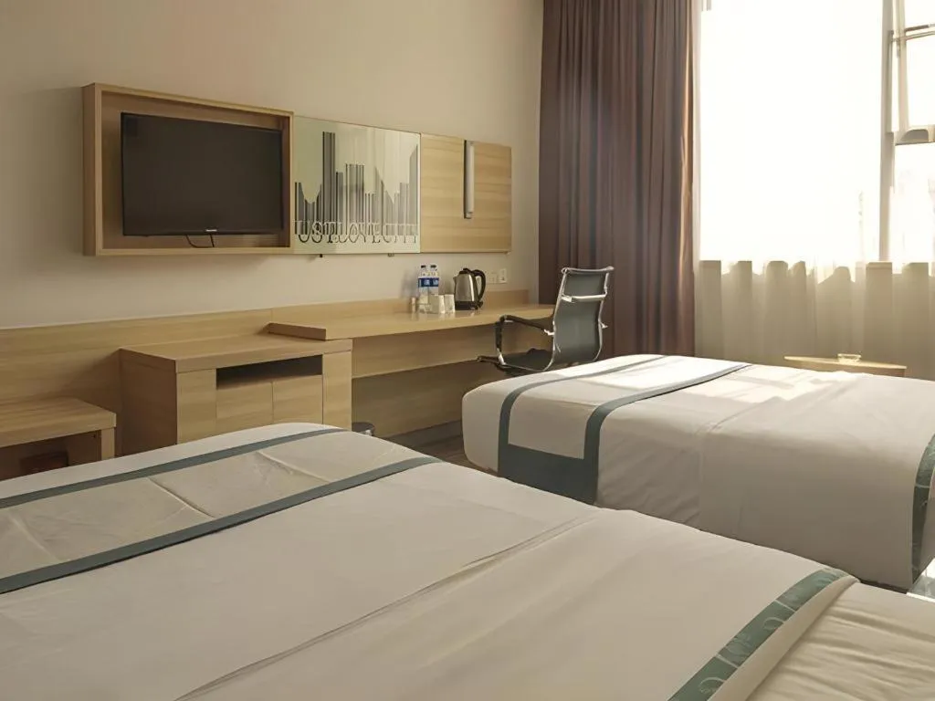 Bed in City Comfort Inn Guangzhou Zengcheng Yonghe Yongkang Road