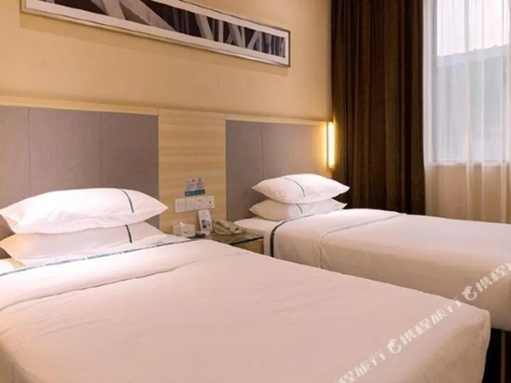 Bed in City Comfort Inn Guangzhou Zengcheng Yonghe Yongkang Road