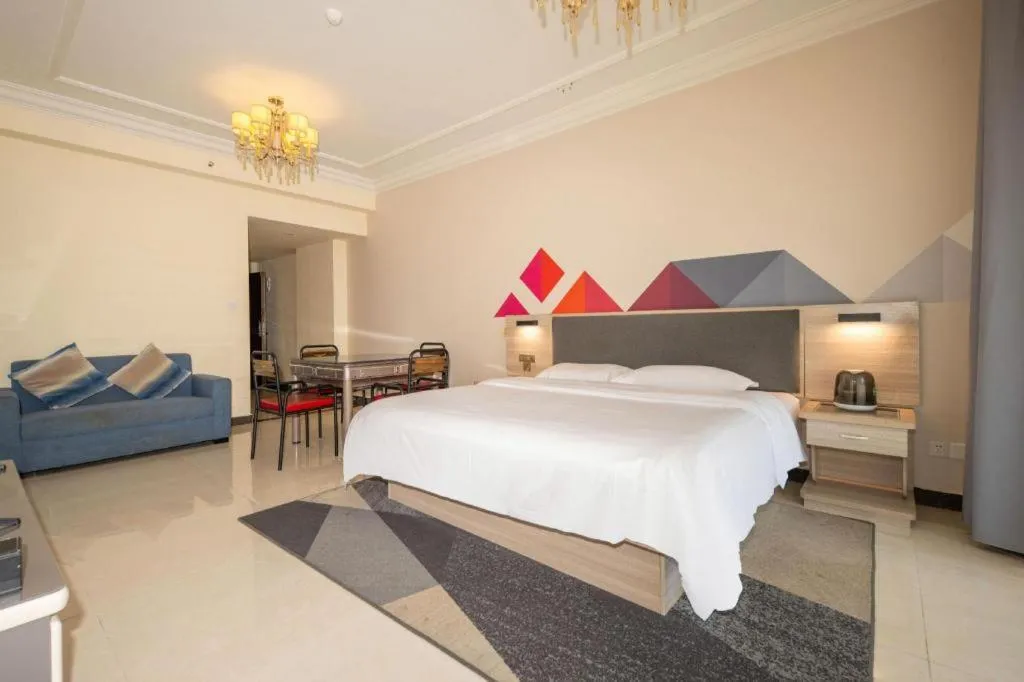 Bed in Borrman Hotel Guilin High-speed Railway North Station Evergrande Plaza