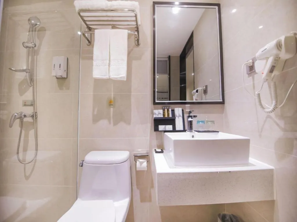 Borrman Hotel Guilin High-speed Railway North Station Evergrande Plaza