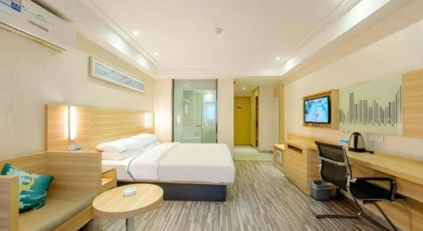 Bed in City Comfort Inn Guangzhou Luyuan Road Taojin Metro Station