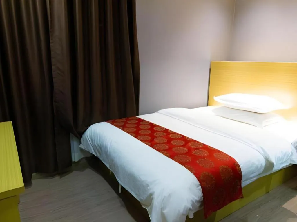 Bed in Ying Feng Yuan Hotel