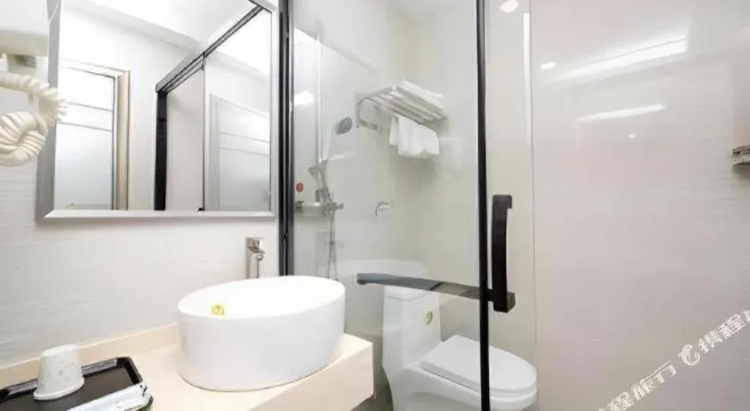 Ying Feng Yuan Hotel