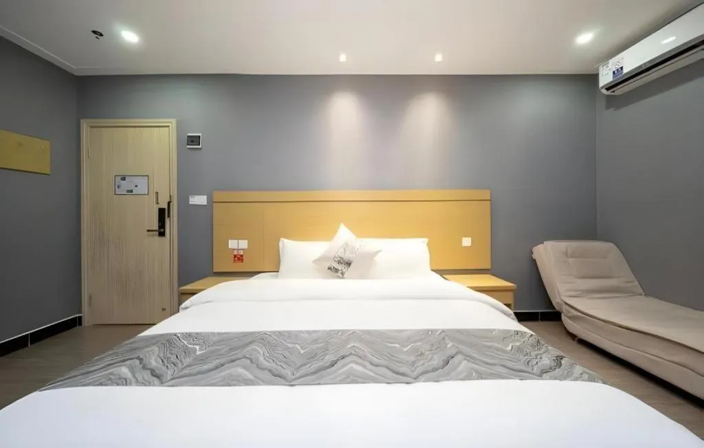 Bed in Ying Feng Yuan Hotel