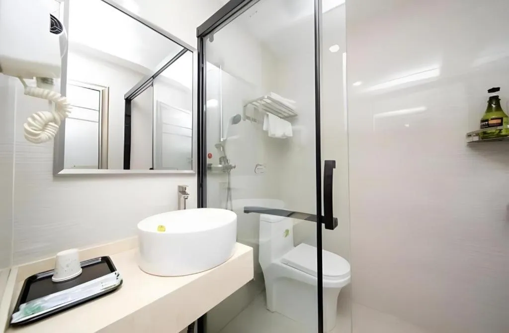 Ying Feng Yuan Hotel