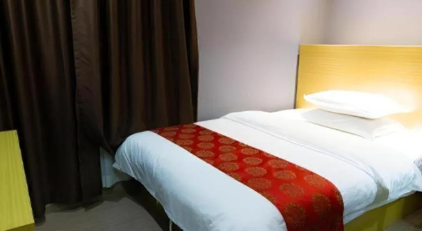 Bed in Ying Feng Yuan Hotel