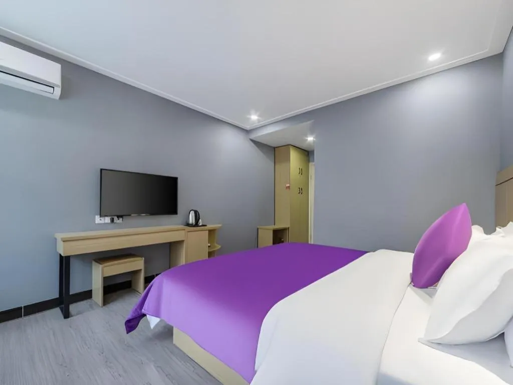 Bed in Ying Feng Yuan Hotel