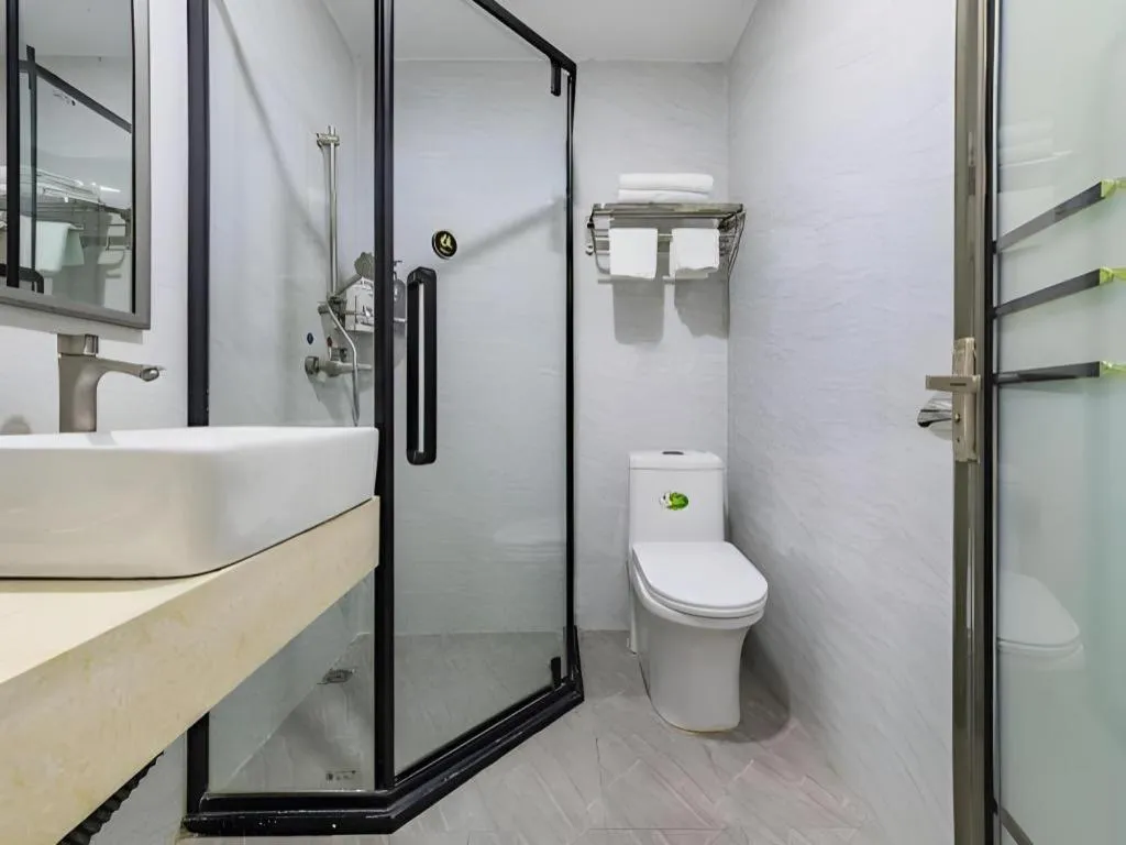 Ying Feng Yuan Hotel