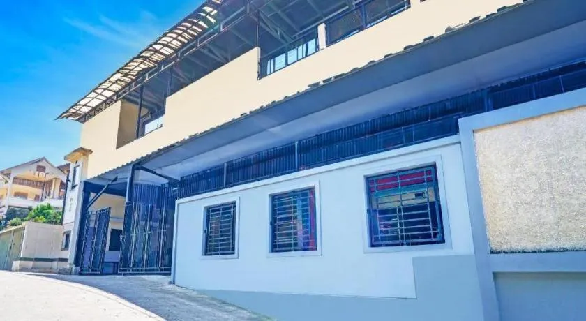 OYO Maleo Exclusive Residence near Universitas Kristen Maranatha