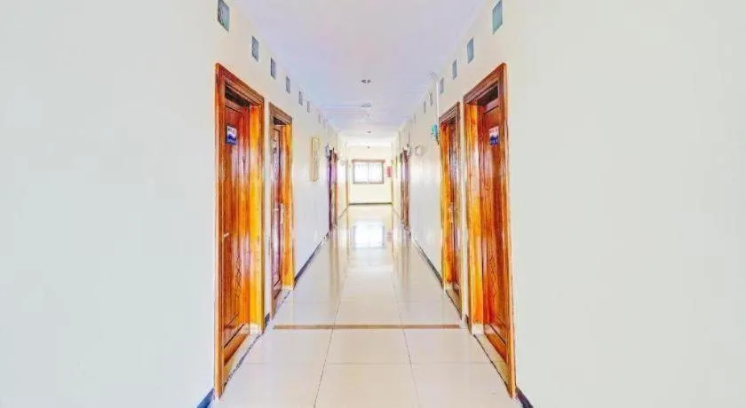 OYO Maleo Exclusive Residence near Universitas Kristen Maranatha