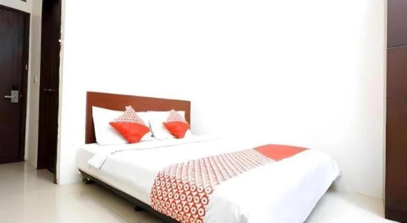 Bed in OYO Maleo Exclusive Residence near Universitas Kristen Maranatha