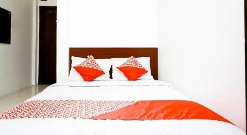 Bed in OYO Maleo Exclusive Residence near Universitas Kristen Maranatha